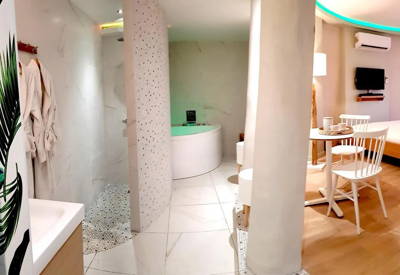 Hotel Inside Le Château d'Eau Trévoux France